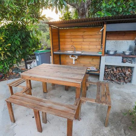 L'Avocat 1 Avec Piscine Chauffee Et Jacuzzi A Partager Villa Le Tampon Exterior foto