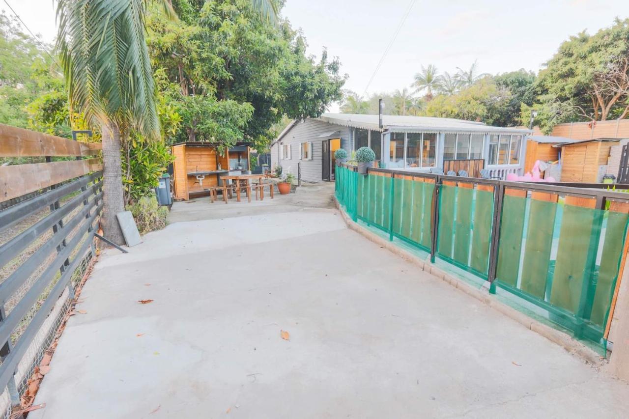 L'Avocat 1 Avec Piscine Chauffee Et Jacuzzi A Partager Villa Le Tampon Exterior foto